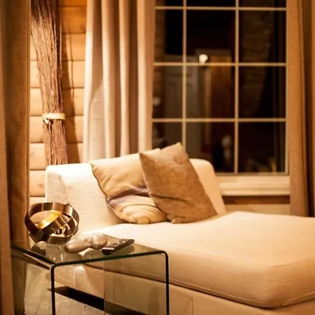 別荘 Cozy In With Jacuzzi And Sauna Uvdal