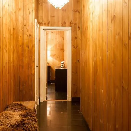 Cozy In With Jacuzzi And Sauna